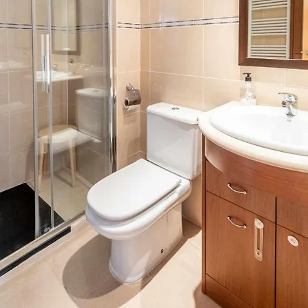 Canigo Piso Con Wifi Ascensor Y Parking Girona